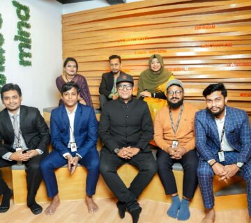 Eigen foto's op de bedrijfswebsite in plaats van stockbeelden